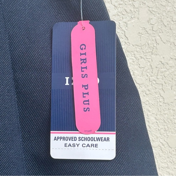 NWT IZOD Girls Plus Size 14.5 Navy Pleated School Uniform Skirt - Picture 4 of 8